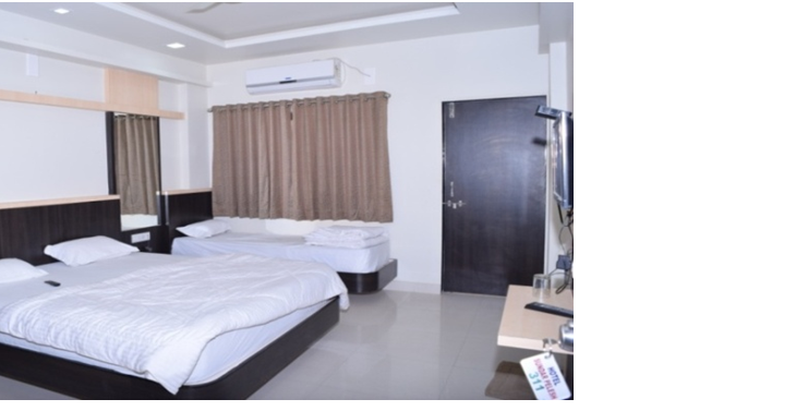 superior room hotel sundar palace dwarka